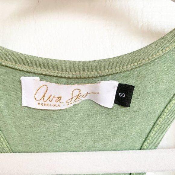 Ava Sky Hawaii Green Soft Racerback Tank Top Women's Size Small S - Picture 4 of 5